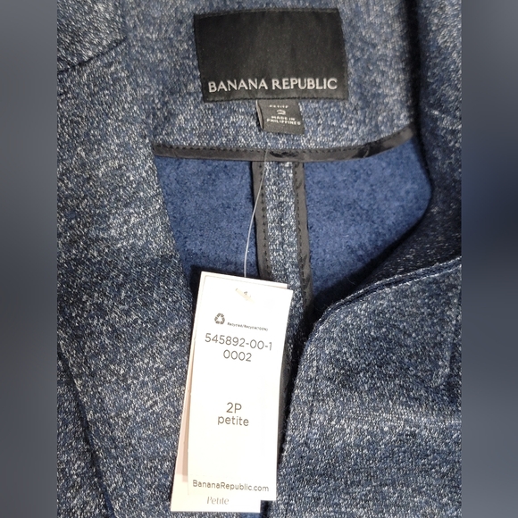 NWT Banana Republic Textured Knit Boyfriend Indigo Women's Blazer Size 2P - Picture 2 of 12